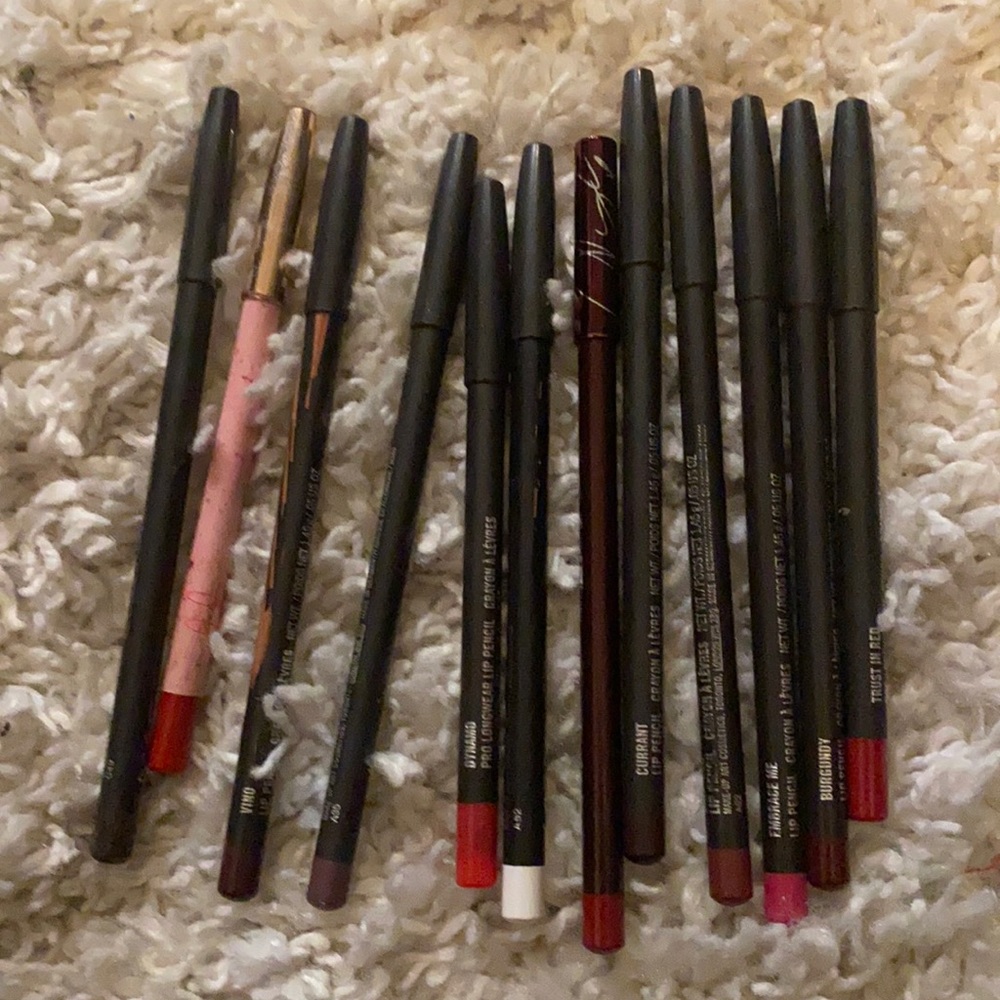 Mac pencil lip liners  various colors *used*